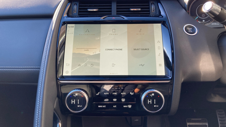 Jaguar E-Pace 1.5 P300e R-Dynamic SE 5dr Auto Estate